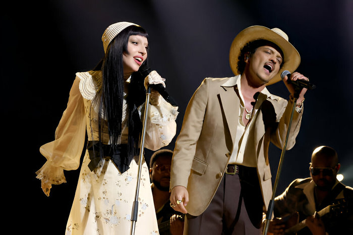 Lady Gaga & Bruno Mars
