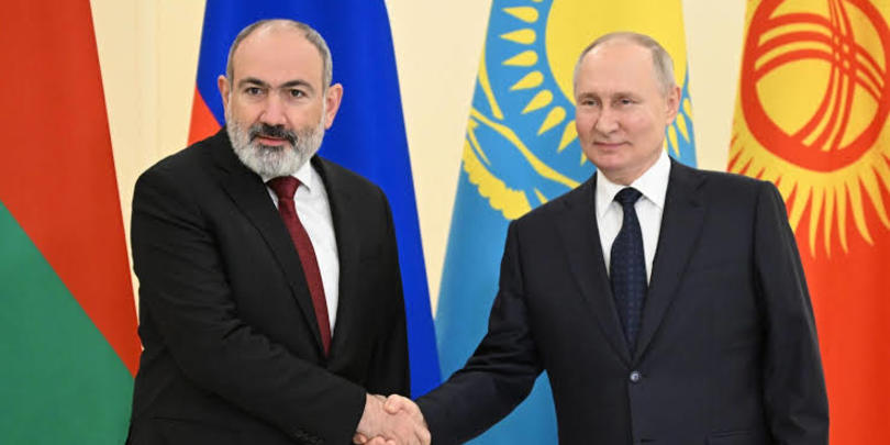 ფაშინიანი და პუტინი